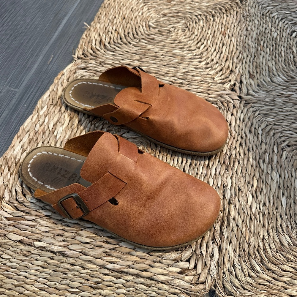 Grounding Barefoot Rhizal Kuyu Honey Leather Womens Shoes Clogs - Picture 2 of 7